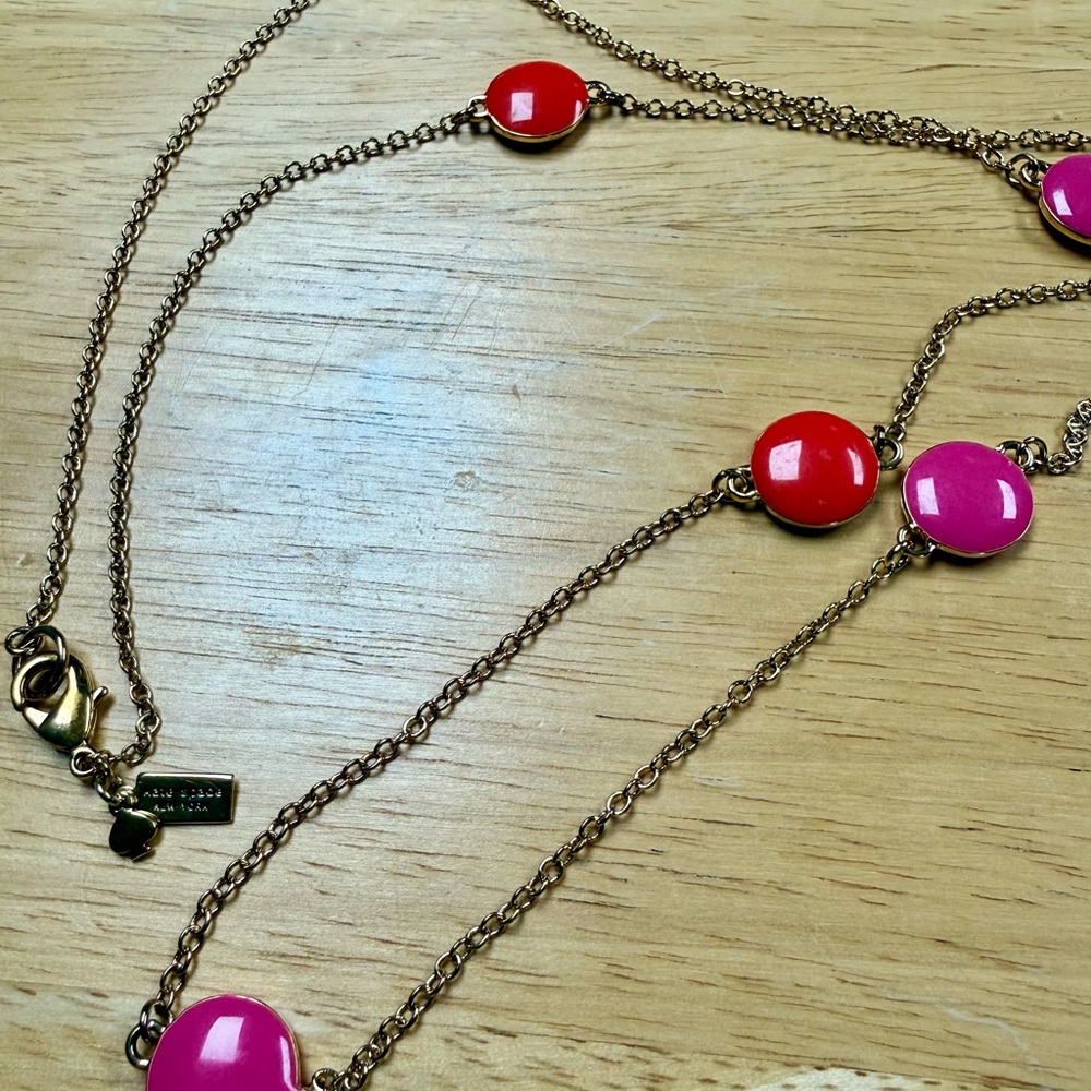 Kate Spade Pink & Orange Circle Reversible Gold Tone Necklace - Picture 3 of 9